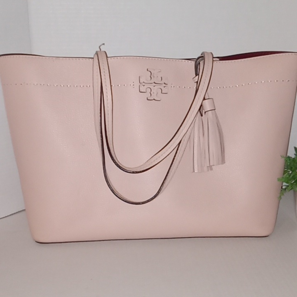 Tory Burch Mcgraw Tote. Light Pink in color.